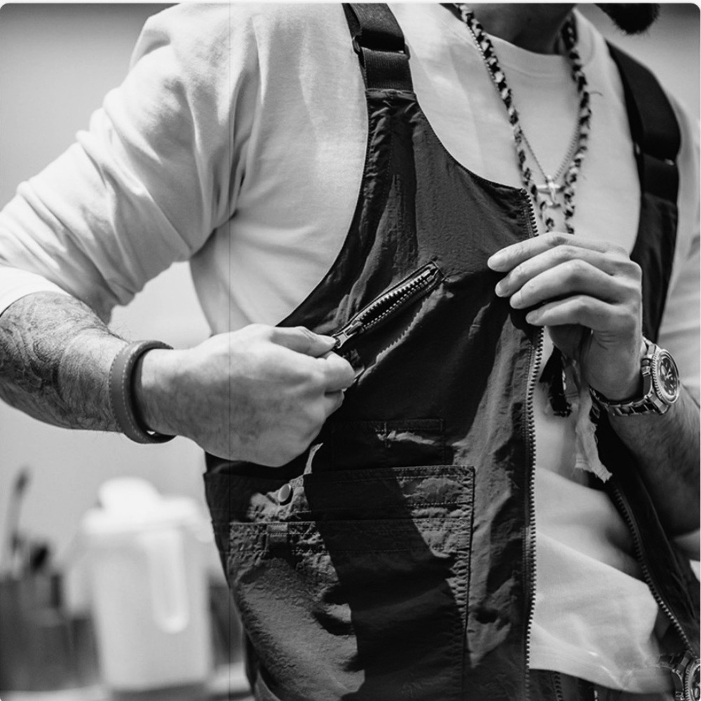 🛑🛑SOLD🛑🛑 Charcol Grey🇺🇸🌹HP🌹Just in💕 Convertible Vest for Men / Bag - Picture 2 of 5